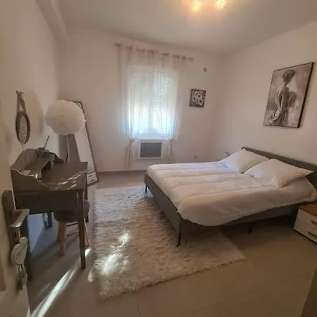 2 Pieces Rez-de-chaussee Appartement